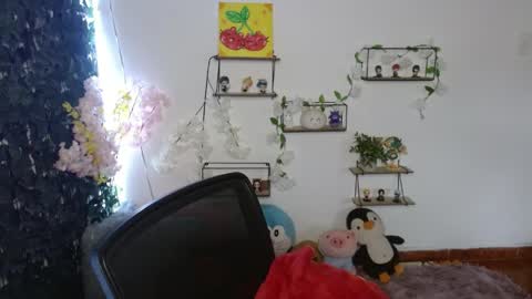 vane online show from April 11, 7:51 pm