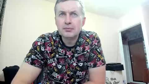 Snapshot of vano_822 chatting on October 16, 10:19 pm vano_822 online show from October 16, 10:19 pm