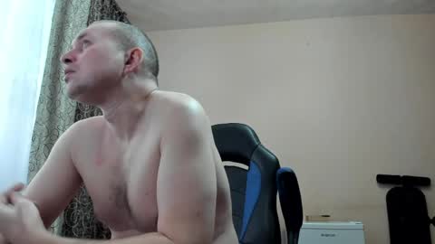 vano_822 online show from April 9, 5:22 am