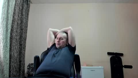 vano_822 online show from April 12, 8:18 am