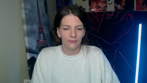 Snapshot of vanrey_ chatting on October 9, 5:40 pm Vanessa online show from October 9, 5:40 pm