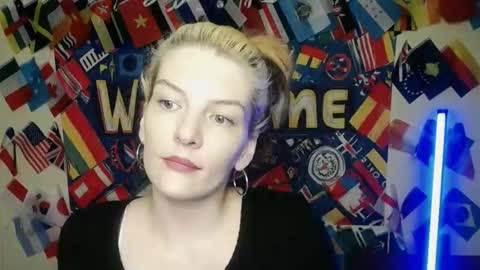 Vanessa online show from March 26, 6:35 pm