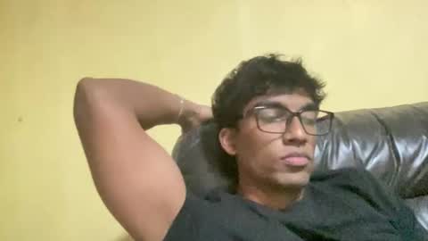 varun_00707 online show from November 16, 2:41 pm