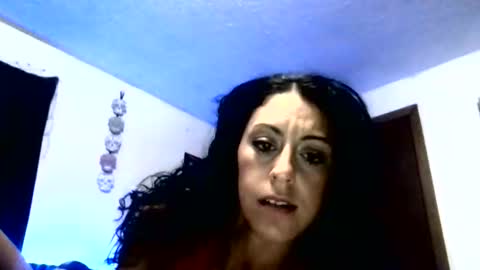 vee2345 online show from March 16, 5:55 am