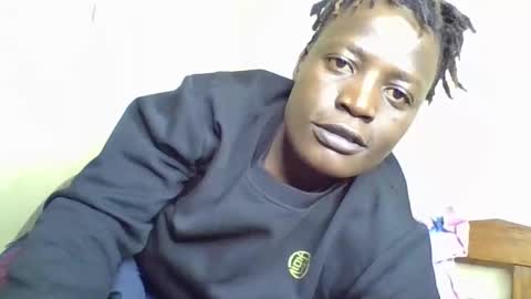 Snapshot of vee_tommy chatting on January 3, 9:15 pm Vee tommy online show from January 3, 9:15 pm