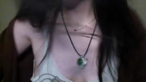 velira_ online show from November 27, 4:53 am