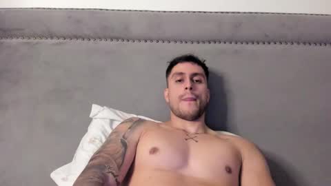 Emm online show from February 19, 11:48 pm