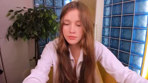 Snapshot of velvet_cherry chatting on October 12, 3:26 pm velvet_cherry online show from October 12, 3:26 pm
