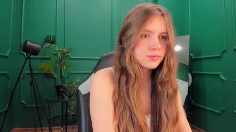 Snapshot of velvet_cherry chatting on February 26, 6:04 pm velvet_cherry online show from February 26, 6:04 pm