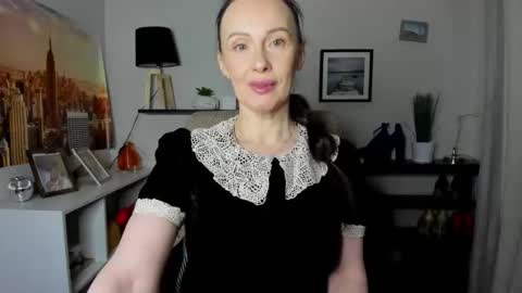 Jasmine online show from February 12, 7:12 am