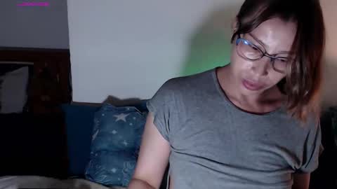 Andrea online show from March 23, 8:47 pm