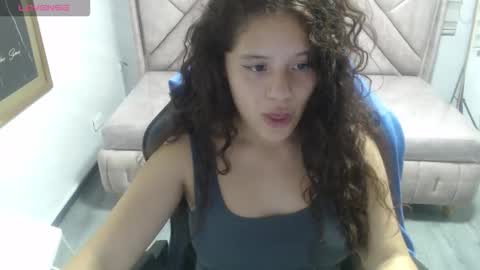 velvet_moon_v online show from February 12, 7:50 pm