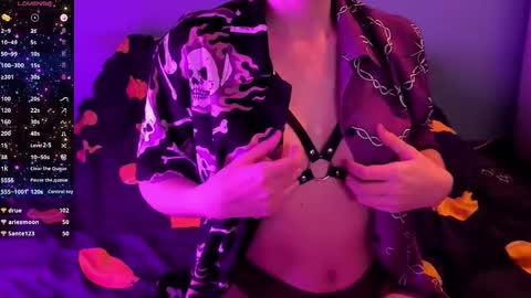 Snapshot of velvet_siren chatting on January 30, 11:13 pm Violet online show from January 30, 11:13 pm