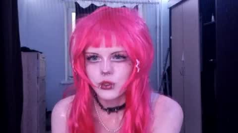 Alice online show from April 8, 5:16 pm