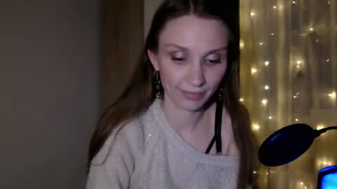 velvetaphrodisiaque online show from May 18, 10:38 pm