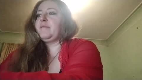 Elif online show from May 13, 6:39 pm