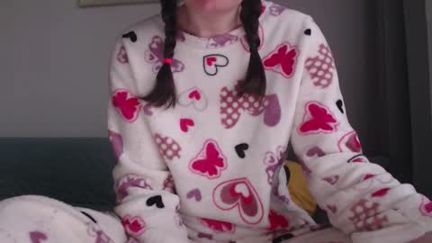 velvetmoon123 online show from February 24, 12:08 pm