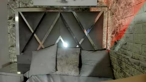 venurmorgan online show from January 13, 9:33 pm