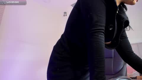 Venus online show from February 19, 5:23 pm