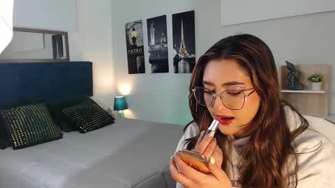 Snapshot of venus_steffen chatting on September 29, 12:26 pm Mia online show from September 29, 12:26 pm