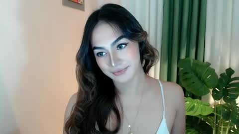 Venus Sunrise Bombshell online show from October 10, 9:30 pm