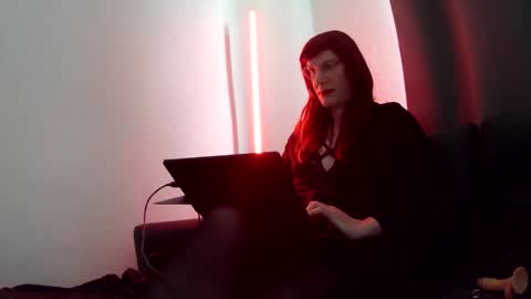 Venus online show from April 16, 8:14 am