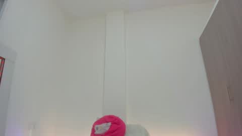 Veronica online show from May 3, 2:28 am
