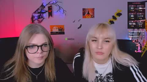 Ronni online show from October 30, 8:31 pm