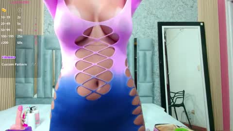 Snapshot of veronica_roose chatting on September 26, 1:41 pm Veronica online show from September 26, 1:41 pm