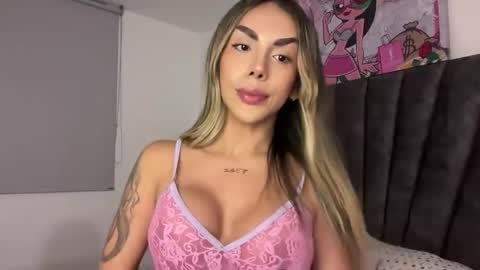 Miss Veronica dussan  Tw Veronicasm     IG Ashveronica  online show from January 11, 5:24 am