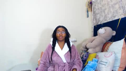 veronicarod1 online show from June 10, 1:38 am