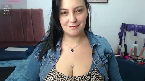 veroniicabbw_ online show from May 2, 3:40 pm