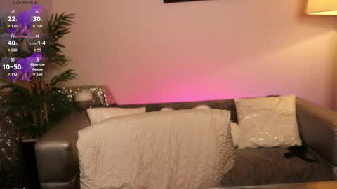 veroniquexxx1 online show from October 1, 9:19 am