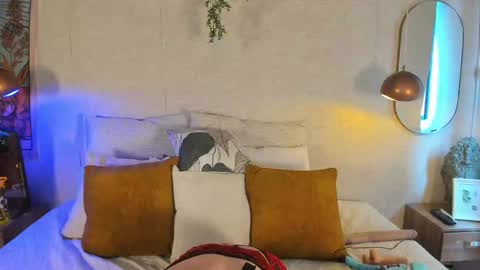 Snapshot of veronnica_fox chatting on December 18, 3:44 pm Veronica online show from December 18, 3:44 pm