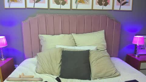 Snapshot of veronnica_fox chatting on January 22, 6:20 pm Veronica online show from January 22, 6:20 pm