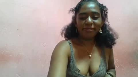 Snapshot of verronique1511 chatting on March 11, 11:12 am verronique1511 online show from March 11, 11:12 am