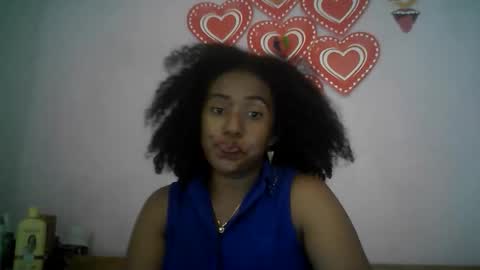 Snapshot of verronique1511 chatting on October 4, 10:02 am verronique1511 online show from October 4, 10:02 am