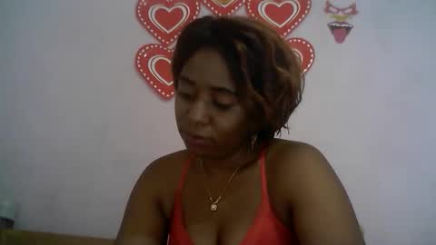 Snapshot of verronique1511 chatting on October 16, 6:29 pm verronique1511 online show from October 16, 6:29 pm