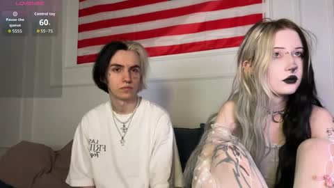 veryraretwins online show from March 4, 12:18 am