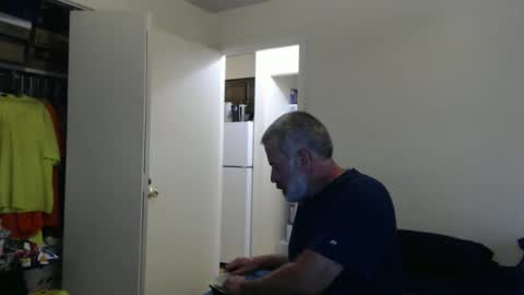 hairy man online show from September 10, 12:00 am