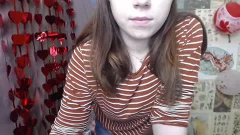 veryveryvery_shy online show from February 16, 10:57 am