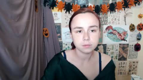 veryveryvery_shy online show from October 6, 5:36 am