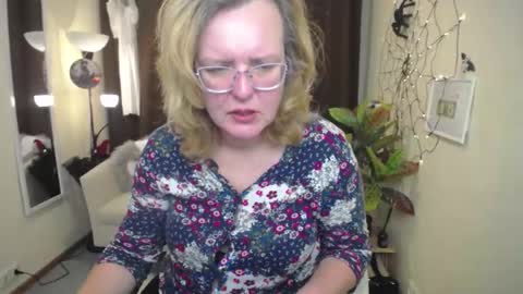 vestawoody online show from November 1, 9:52 am