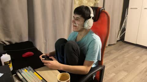 vialeras online show from March 28, 3:57 pm