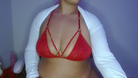 vibe_xxxo online show from April 25, 5:09 am