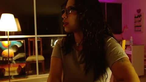 Vicky  online show from April 19, 4:35 am