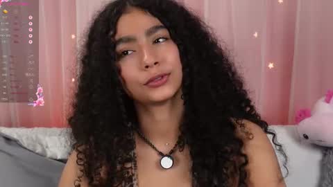vicky_curly online show from October 22, 10:11 pm