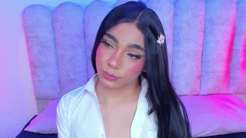        online show from December 22, 11:00 pm