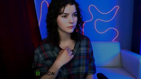 vicky_kim online show from June 16, 1:04 pm