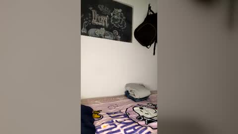 vickyinlove online show from July 22, 2:52 pm